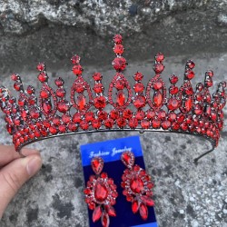 Abrienda Kırmızı Gelin Kına Tacı Özel Gün Aksesuar Kadın Taç Ve Üç Mekik Küpe Takımı-ABRİENDA-23 Abrienda Kırmızı Gelin Kına Tacı Özel Gün Aksesuar Kadın Taç Ve Üç Mekik Küpe Takımı-ABRİENDA-23