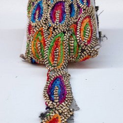 Şal Desenli Rengarenk Antik Şerit Güpür-AD-1037