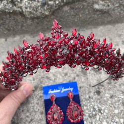 Aldonsa Bordo Gelin Kına Tacı Özel Gün Aksesuar Kadın Taç Ve Damla Mekik Küpe Takımı-ALDONSA-20 Aldonsa Bordo Gelin Kına Tacı Özel Gün Aksesuar Kadın Taç Ve Damla Mekik Küpe Takımı-ALDONSA-20