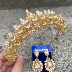 Aldonsa Gold Gelin Kına Tacı Özel Gün Aksesuar Kadın Taç Ve Geniş Mekik Küpe Takımı-ALDONSA-24 Aldonsa Gold Gelin Kına Tacı Özel Gün Aksesuar Kadın Taç Ve Geniş Mekik Küpe Takımı-ALDONSA-24