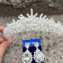 Alyce Krem İncili Gelin Kına Tacı Özel Gün Aksesuar Kadın Taç Ve Geniş Mekik Küpe Takımı-ALYCE-21 Alyce Krem İncili Gelin Kına Tacı Özel Gün Aksesuar Kadın Taç Ve Geniş Mekik Küpe Takımı-ALYCE-21