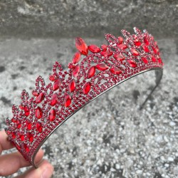 Amara Özel Tasarım Taç – Kırmızı Taşlı Kına, Nişan, Düğün İçin Saç Aksesuarı-AMARA-1 Amara Özel Tasarım Taç – Kırmızı Taşlı Kına, Nişan, Düğün İçin Saç Aksesuarı-AMARA-1