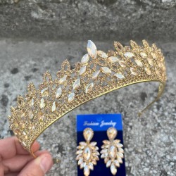 Amara Gold Taç ve İnce Mekik Küpe Takımı – Işıltılı Abiye Gelin Seti-AMARA-15 Amara Gold Taç ve İnce Mekik Küpe Takımı – Işıltılı Abiye Gelin Seti-AMARA-15