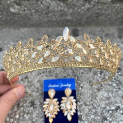 Amara Gold Taç ve İnce Mekik Küpe Takımı – Işıltılı Abiye Gelin Seti-AMARA-15 Amara Gold Taç ve İnce Mekik Küpe Takımı – Işıltılı Abiye Gelin Seti-AMARA-15