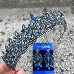 Amara Lacivert Taç ve Üç Mekik Küpe Takımı – Işıltılı Abiye Gelin Seti-AMARA-17 Amara Lacivert Taç ve Üç Mekik Küpe Takımı – Işıltılı Abiye Gelin Seti-AMARA-17