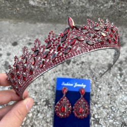 Amara Bordo Taç ve Damla Mekik Küpe Takımı – Işıltılı Abiye Gelin Seti-AMARA-20 Amara Bordo Taç ve Damla Mekik Küpe Takımı – Işıltılı Abiye Gelin Seti-AMARA-20