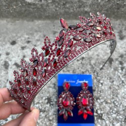 Amara Bordo Taç ve Üç Mekik Küpe Takımı – Işıltılı Abiye Gelin Seti-AMARA-22 Amara Bordo Taç ve Üç Mekik Küpe Takımı – Işıltılı Abiye Gelin Seti-AMARA-22