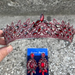 Amara Bordo Taç ve Üç Mekik Küpe Takımı – Işıltılı Abiye Gelin Seti-AMARA-22 Amara Bordo Taç ve Üç Mekik Küpe Takımı – Işıltılı Abiye Gelin Seti-AMARA-22