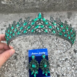 Amara Yeşil Taç ve Üç Mekik Küpe Takımı – Işıltılı Abiye Gelin Seti-AMARA-28 Amara Yeşil Taç ve Üç Mekik Küpe Takımı – Işıltılı Abiye Gelin Seti-AMARA-28