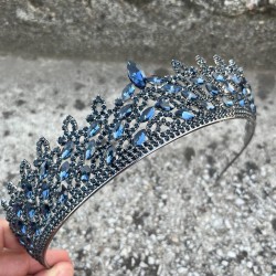 Amara Özel Tasarım Taç – Lacivert Taşlı Kına, Nişan, Düğün İçin Saç Aksesuarı-AMARA-3 Amara Özel Tasarım Taç – Lacivert Taşlı Kına, Nişan, Düğün İçin Saç Aksesuarı-AMARA-3
