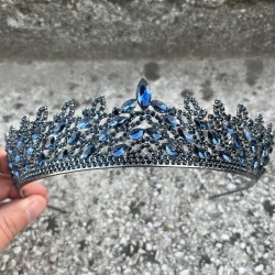 Amara Özel Tasarım Taç – Lacivert Taşlı Kına, Nişan, Düğün İçin Saç Aksesuarı-AMARA-3 Amara Özel Tasarım Taç – Lacivert Taşlı Kına, Nişan, Düğün İçin Saç Aksesuarı-AMARA-3