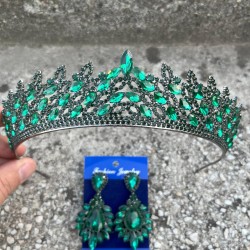 Amara Yeşil Taç ve Geniş Mekik Küpe Takımı – Işıltılı Abiye Gelin Seti-AMARA-31 Amara Yeşil Taç ve Geniş Mekik Küpe Takımı – Işıltılı Abiye Gelin Seti-AMARA-31