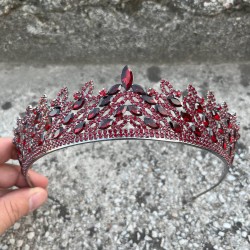 Amara Özel Tasarım Taç – Bordo Taşlı Kına, Nişan, Düğün İçin Saç Aksesuarı-AMARA-4 Amara Özel Tasarım Taç – Bordo Taşlı Kına, Nişan, Düğün İçin Saç Aksesuarı-AMARA-4