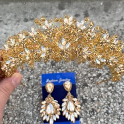 Amelia Gold Gelin Kına Tacı Özel Gün Aksesuar Kadın Taç Ve Geniş Mekik Küpe Takımı-AMELIA-30 Amelia Gold Gelin Kına Tacı Özel Gün Aksesuar Kadın Taç Ve Geniş Mekik Küpe Takımı-AMELIA-30