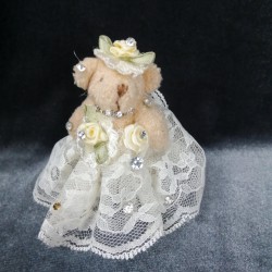 Kıyafetli Peluş Ayıcık-AYC-1009 Kıyafetli Peluş Ayıcık-AYC-1009