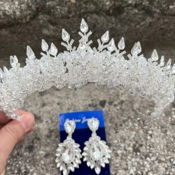 Belicia Şeffaf Kristalli Gelin Kına Tacı Özel Gün Aksesuar Kadın Taç Ve Geniş Mekik Küpe Takımı-BELICIA-14 Belicia Şeffaf Kristalli Gelin Kına Tacı Özel Gün Aksesuar Kadın Taç Ve Geniş Mekik Küpe Takımı-BELICIA-14