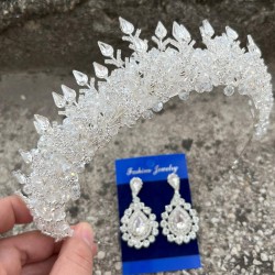 Belicia Şeffaf Kristalli Gelin Kına Tacı Özel Gün Aksesuar Kadın Taç Ve Damla Mekik Küpe Takımı-BELICIA-15 Belicia Şeffaf Kristalli Gelin Kına Tacı Özel Gün Aksesuar Kadın Taç Ve Damla Mekik Küpe Takımı-BELICIA-15