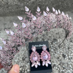 Belicia Pembe Gelin Kına Tacı Özel Gün Aksesuar Kadın Taç Ve Üç Mekik Küpe Takımı-BELICIA-36 Belicia Pembe Gelin Kına Tacı Özel Gün Aksesuar Kadın Taç Ve Üç Mekik Küpe Takımı-BELICIA-36