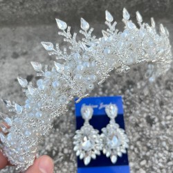 Belicia Krem İncili Gelin Kına Tacı Özel Gün Aksesuar Kadın Taç Ve Geniş Mekik Küpe Takımı-BELICIA-39 Belicia Krem İncili Gelin Kına Tacı Özel Gün Aksesuar Kadın Taç Ve Geniş Mekik Küpe Takımı-BELICIA-39