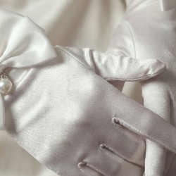 Belvienne Pearl Beyaz Satin Eldiven &ndash; Fiyonk Detaylı İncili L&uuml;ks Gelin ve Davet Aksesuarı-BELVIENNE-2