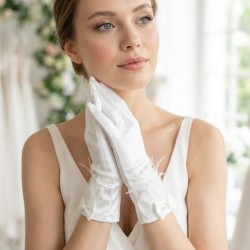 Celestique Feather Beyaz Satin Eldiven &ndash; Fiyonk Detaylı T&uuml;yl&uuml; L&uuml;ks Gelin ve Davet Aksesuarı-CELESTIQUE-2