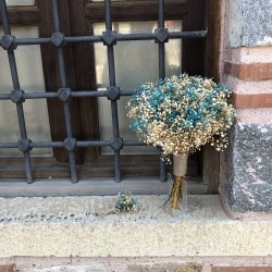 Mavi Krem Cipsolu Gelin Buketi Ve Yaka Çiçeği-CPS-1001