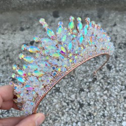 Daisy Taşlı Gelin Tacı – Janjanlı Kına Düğün Taç Modeli, Parlak Saç Aksesuarı-DAISY-1 Daisy Taşlı Gelin Tacı – Janjanlı Kına Düğün Taç Modeli, Parlak Saç Aksesuarı-DAISY-1