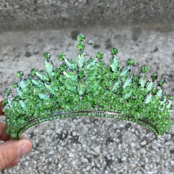 Daisy Taşlı Gelin Tacı – Parlak Yeşil Kına Düğün Taç Modeli,Saç Aksesuarı-DAISY-10 Daisy Taşlı Gelin Tacı – Parlak Yeşil Kına Düğün Taç Modeli,Saç Aksesuarı-DAISY-10