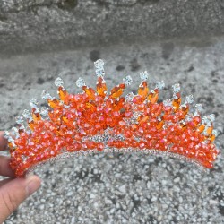 Daisy Taşlı Gelin Tacı – Turuncu Kına Düğün Taç Modeli,Saç Aksesuarı-DAISY-11 Daisy Taşlı Gelin Tacı – Turuncu Kına Düğün Taç Modeli,Saç Aksesuarı-DAISY-11