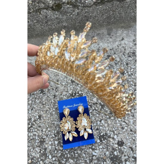Daisy Altın Sarısı Taç ve Üç Mekik Küpe Takımı – Işıltılı Abiye Gelin Seti-DAISY-22 Daisy Altın Sarısı Taç ve Üç Mekik Küpe Takımı – Işıltılı Abiye Gelin Seti-DAISY-22