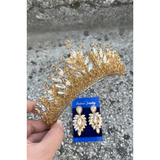 Daisy Altın Sarısı Taç ve İnce Mekik Küpe Takımı – Işıltılı Abiye Gelin Seti-DAISY-23 Daisy Altın Sarısı Taç ve İnce Mekik Küpe Takımı – Işıltılı Abiye Gelin Seti-DAISY-23