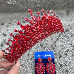 Daisy Kırmızı Taç ve İnce Mekik Küpe Takımı – Işıltılı Abiye Gelin Seti-DAISY-28 Daisy Kırmızı Taç ve İnce Mekik Küpe Takımı – Işıltılı Abiye Gelin Seti-DAISY-28