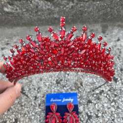 Daisy Kırmızı Taç ve İnce Mekik Küpe Takımı – Işıltılı Abiye Gelin Seti-DAISY-28 Daisy Kırmızı Taç ve İnce Mekik Küpe Takımı – Işıltılı Abiye Gelin Seti-DAISY-28