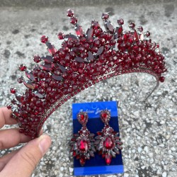 Daisy Bordo Taç ve Geniş Mekik Küpe Takımı – Işıltılı Abiye Gelin Seti-DAISY-33 Daisy Bordo Taç ve Geniş Mekik Küpe Takımı – Işıltılı Abiye Gelin Seti-DAISY-33