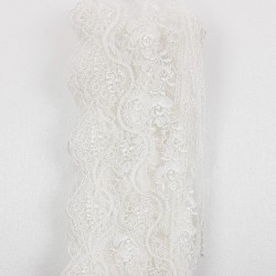 Kırık Beyaz Gül Desenli Dantel-DAN-100