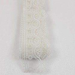 Kırık Beyaz Şal Desenli Dantel-DAN-104