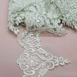 Krem Gümüş Simli Fransız Dantel-DAN-188