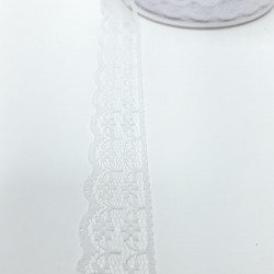 Beyaz Çiçek Desenli Dantel-DAN-364