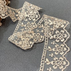 Büyük Çiçekli Kenar Güpür Dantel Fisto 1 Top 9 Metre-DAN-540