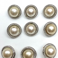 Krem Metal Kasalı Plastik Düğme-DGM-1003 Krem Metal Kasalı Plastik Düğme-DGM-1003