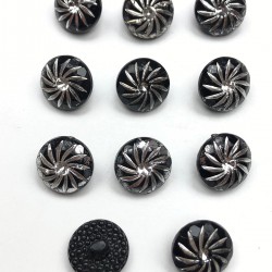 Siyah Desenli Plastik Düğme-DGM-1019 Siyah Desenli Plastik Düğme-DGM-1019