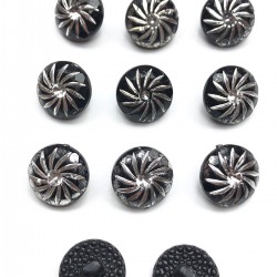 Siyah Desenli Plastik Düğme-DGM-1019 Siyah Desenli Plastik Düğme-DGM-1019