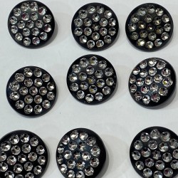 Siyah Gümüş Plastik Taşlı Düğme 1 Paket 10 Adet-DGM-1078 Siyah Gümüş Plastik Taşlı Düğme 1 Paket 10 Adet-DGM-1078