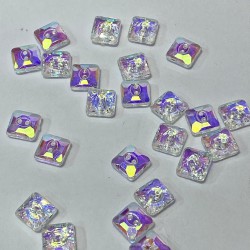 Şeffaf Janjanlı Küçük Kare Plastik Delikli Düğme 1 Paket 10 Adet-DGM-1096 Şeffaf Janjanlı Küçük Kare Plastik Delikli Düğme 1 Paket 10 Adet-DGM-1096