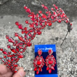 Elvira Kırmızı Gelin Kına Tacı Özel Gün Aksesuar Kadın Taç Ve Üç Mekik Küpe Takımı-ELVIRA-18 Elvira Kırmızı Gelin Kına Tacı Özel Gün Aksesuar Kadın Taç Ve Üç Mekik Küpe Takımı-ELVIRA-18