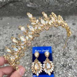 Elvira Gold Gelin Kına Tacı Özel Gün Aksesuar Kadın Taç Ve Geniş Mekik Küpe Takımı-ELVIRA-28 Elvira Gold Gelin Kına Tacı Özel Gün Aksesuar Kadın Taç Ve Geniş Mekik Küpe Takımı-ELVIRA-28