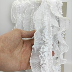 Beyaz Dantelli İncili Plise Fırfır Kurdele-FK-147 Beyaz Dantelli İncili Plise Fırfır Kurdele-FK-147