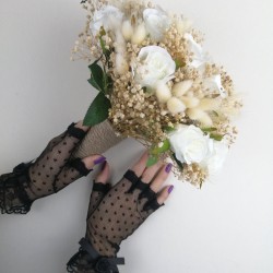 Beyaz Güllü Pamuk Otlu Gelin Buketi ve Siyah Eldiven Takımı-GBKT-1144