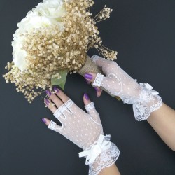 Beyaz Güllü Cipsolu Gelin Buketi ve Beyaz Kısa Eldiven Takımı-GBKT-1147