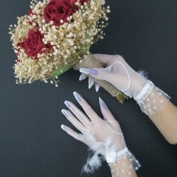Kırmızı Kadife Güllü Cipsolu Gelin Çiçeği ve Beyaz Tüylü Eldiven Takımı -GBKT-1154